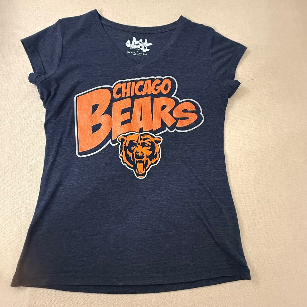 Touch by Alyssa Milano Chicago Bears Womens V-Neck Graphic T-Shirt Navy Blue M